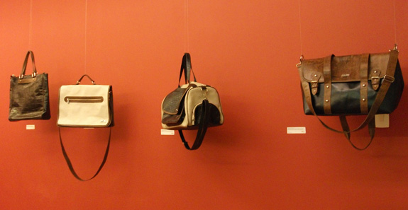 Bolsas msculinas inspiradas no desbravador Marco Polo, de Kogan  Buzargli